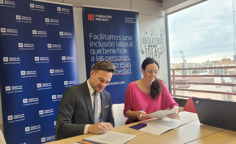 Fundación Prevent y Aigües de Barcelona firman un convenio para fortalecer las Becas Nova